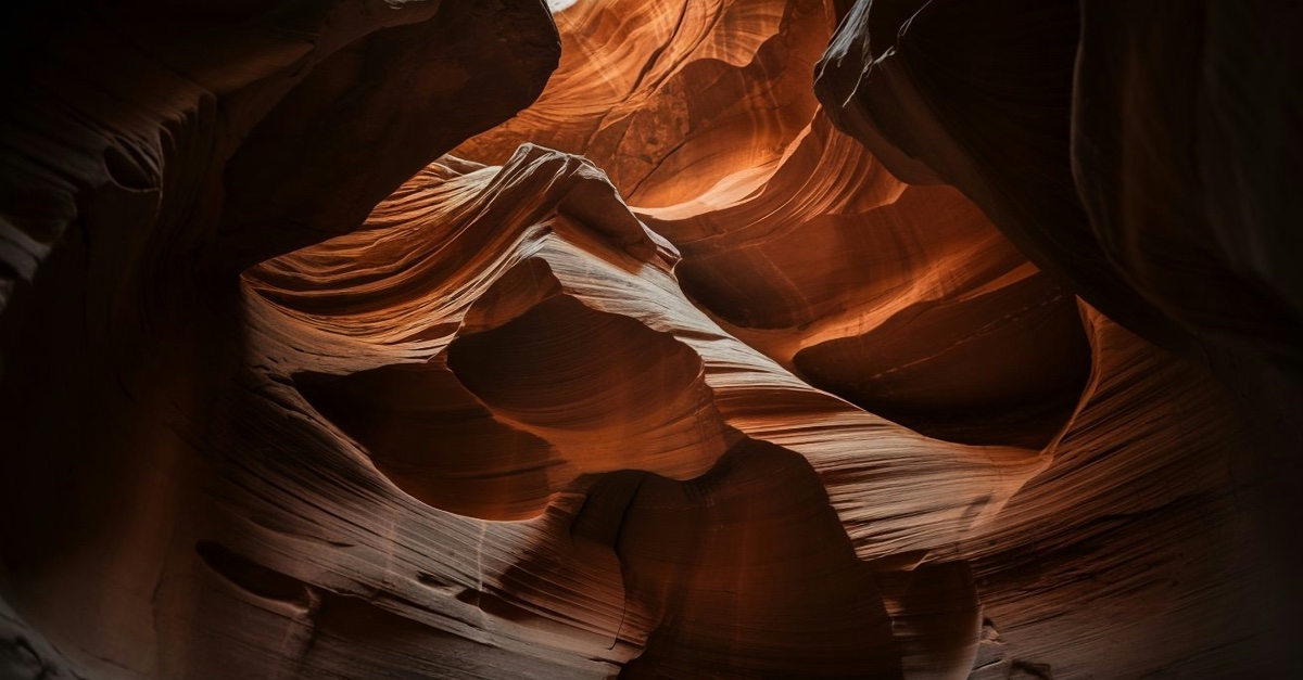 Canyon walls bathed in warm sunlight. Photo by Saim Alam.